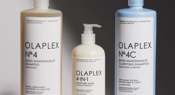 Comment utiliser le OLAPLEX N°4C Bond Maintenance™ Clarifying Shampoo®