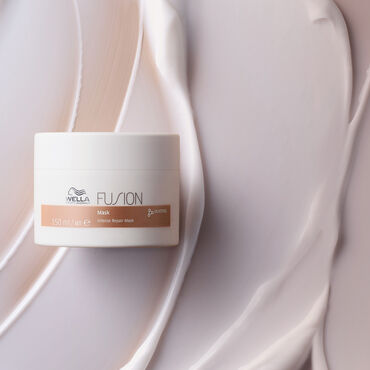 Wella Professionals Fusion Masque Réparation Intense 150ml Wella Professionals Fusion Masque Réparation Intense 150ml