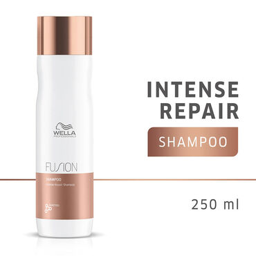Wella Professionals Fusion Shampooing Réparation Intense 250ml Wella Professionals Fusion Shampooing Réparation Intense 250ml