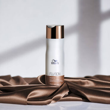 Wella Professionals Fusion Shampooing Réparation Intense 250ml Wella Professionals Fusion Shampooing Réparation Intense 250ml