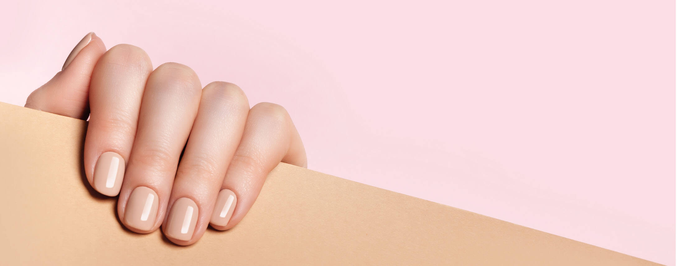 Réaction aux ongles en acrylique ou gel : que faire ?